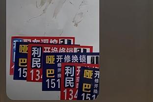 能攻能传！里夫斯半场5中3拿下9分8助攻